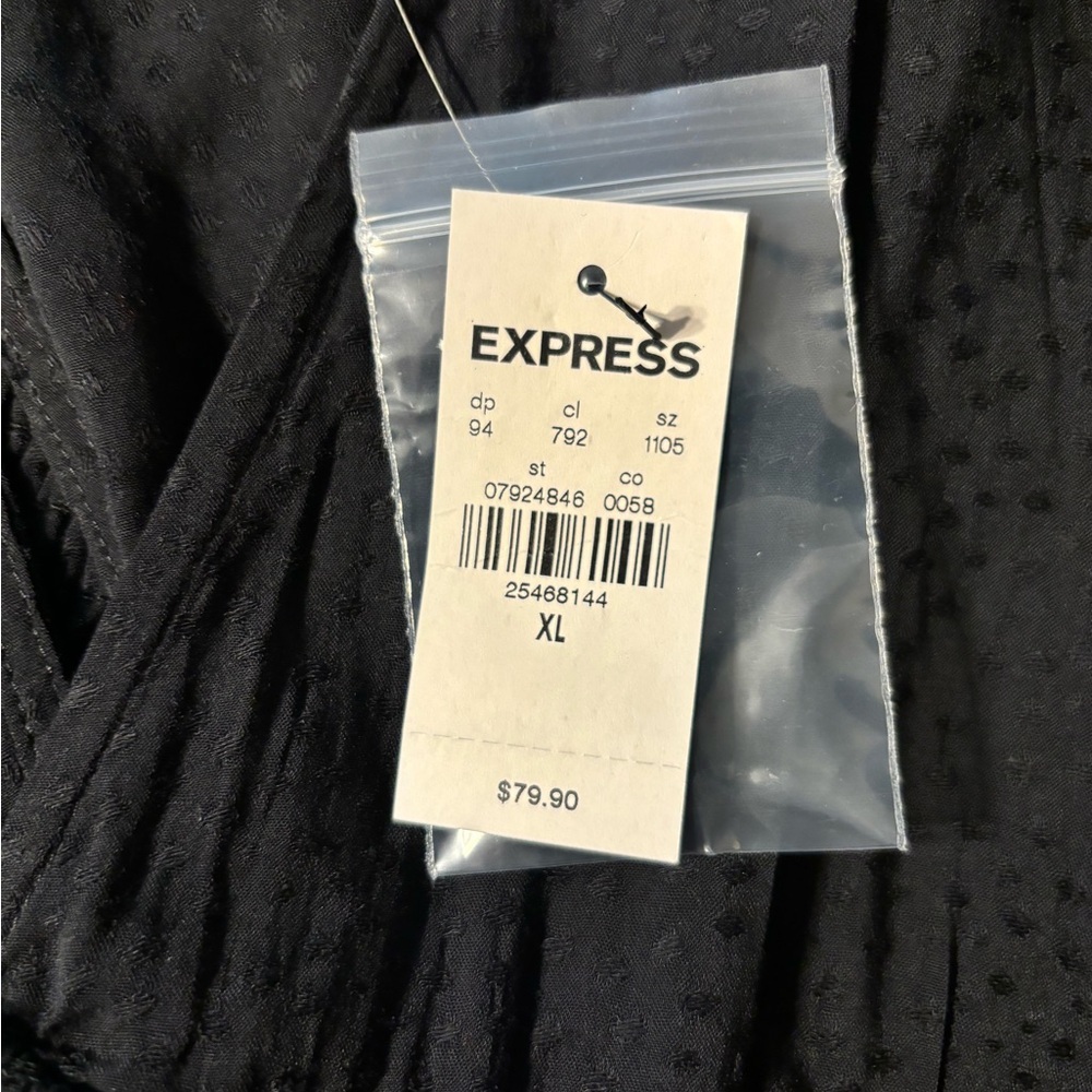 NWT Express Romper - Picture 4 of 8